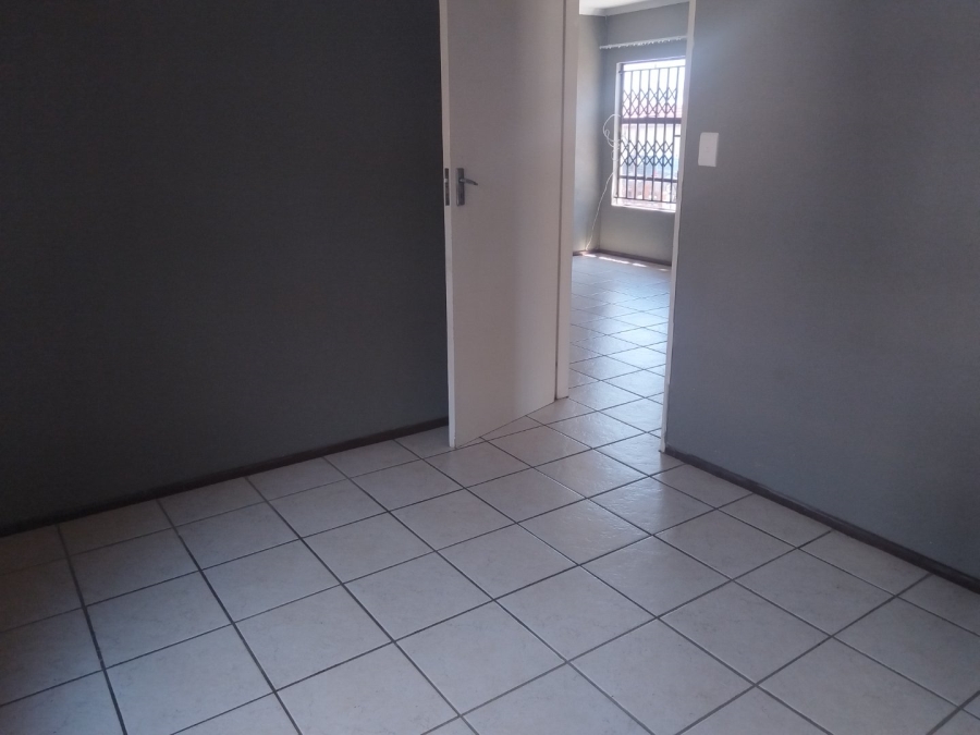 3 Bedroom Property for Sale in Heatherdale AH Gauteng