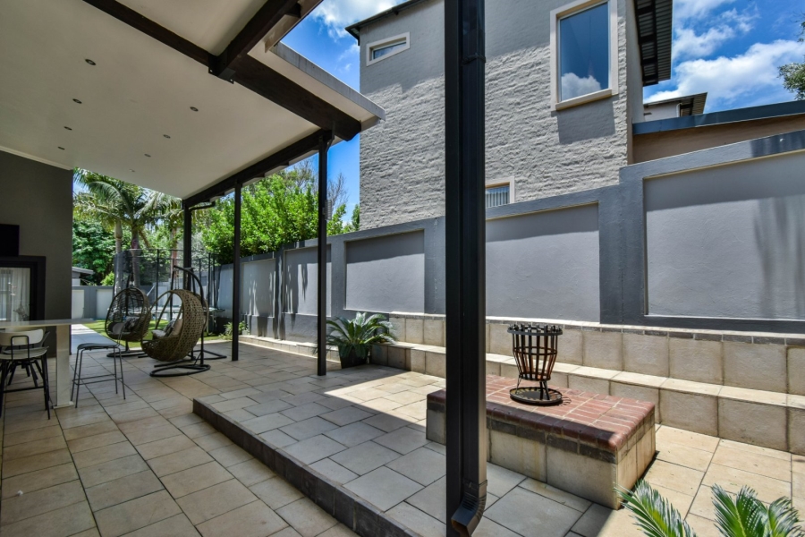 5 Bedroom Property for Sale in Olympus AH Gauteng