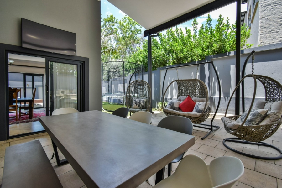 5 Bedroom Property for Sale in Olympus AH Gauteng