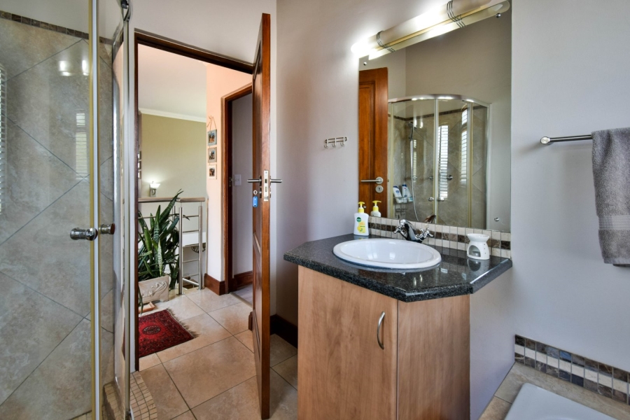 5 Bedroom Property for Sale in Olympus AH Gauteng