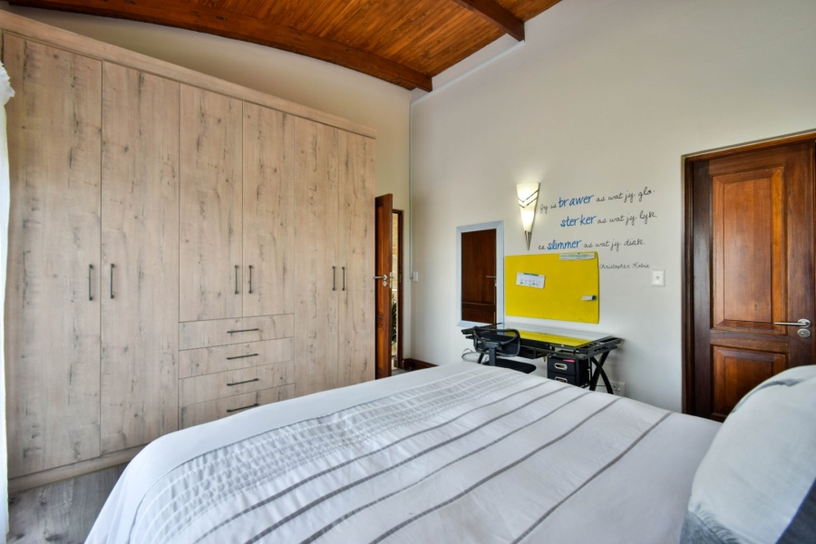 5 Bedroom Property for Sale in Olympus AH Gauteng