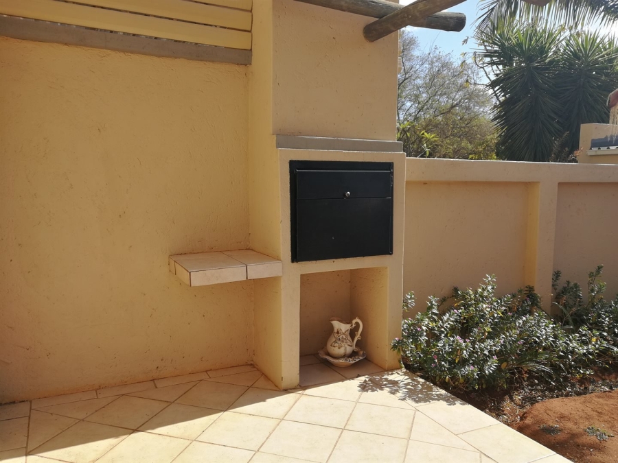 To Let 2 Bedroom Property for Rent in Annlin Gauteng