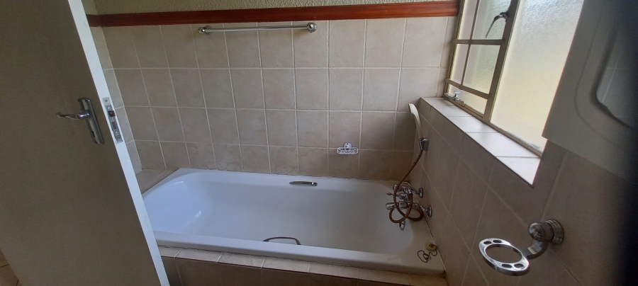 To Let 2 Bedroom Property for Rent in Annlin Gauteng