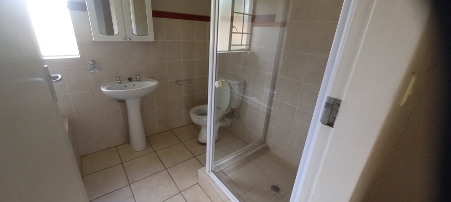 To Let 2 Bedroom Property for Rent in Annlin Gauteng