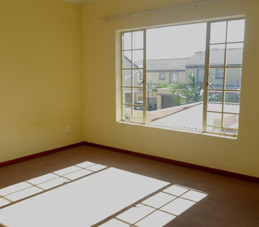 To Let 2 Bedroom Property for Rent in Annlin Gauteng