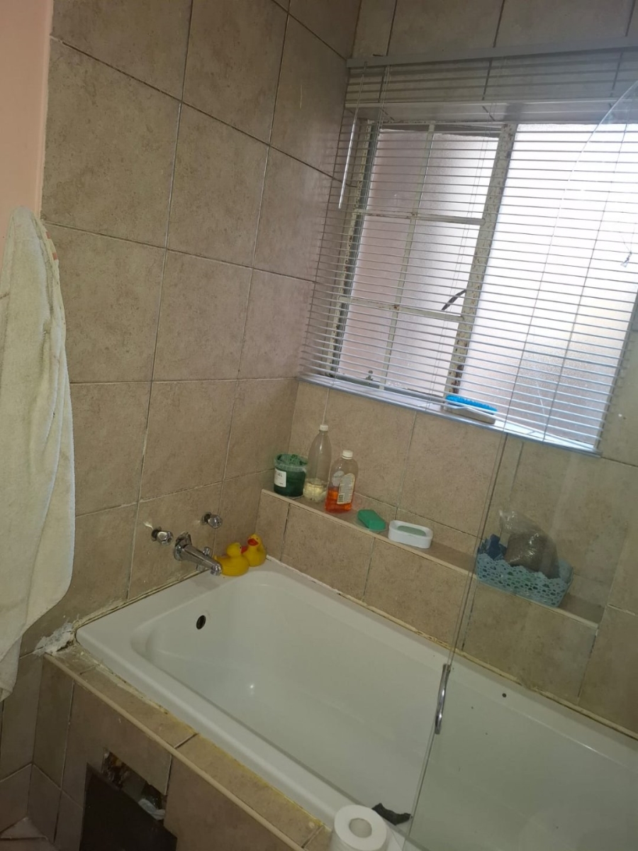2 Bedroom Property for Sale in Terenure Gauteng