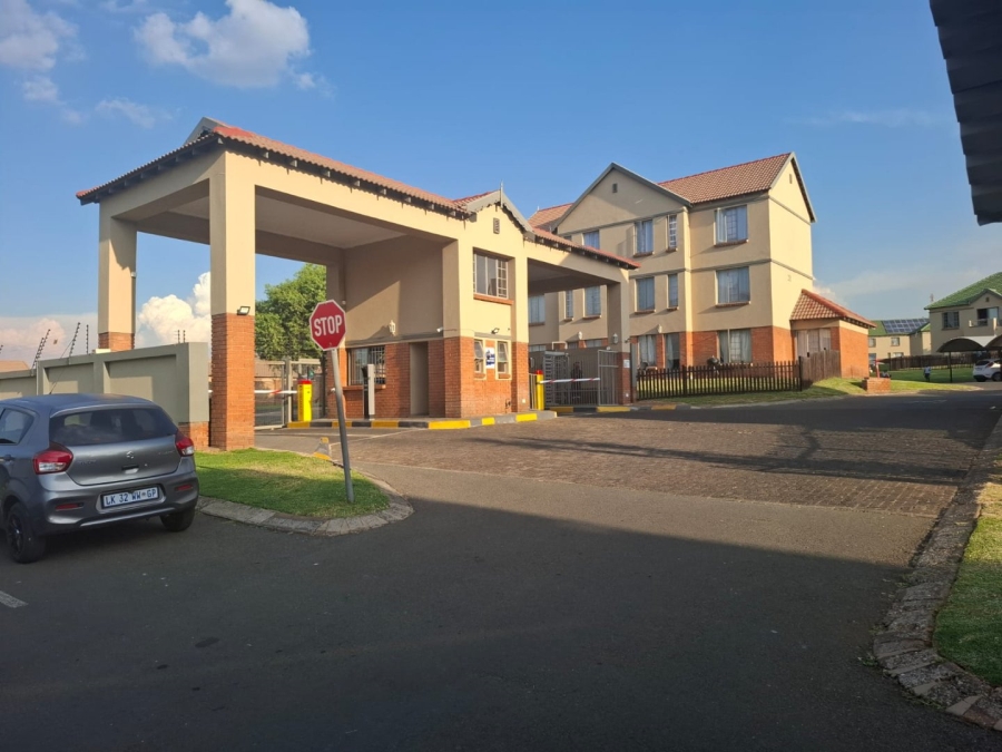 2 Bedroom Property for Sale in Terenure Gauteng