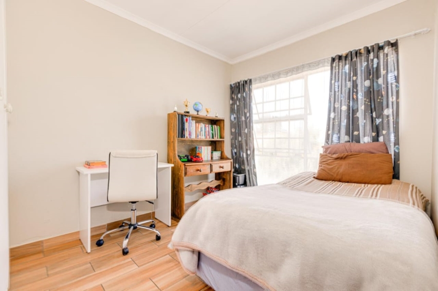 3 Bedroom Property for Sale in Roodepoort Gauteng