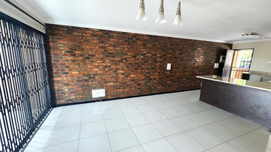 2 Bedroom Property for Sale in Solheim Gauteng