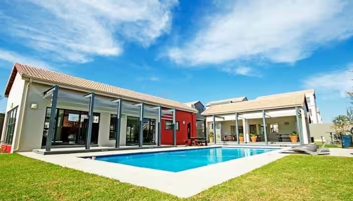 2 Bedroom Property for Sale in Craigavon Gauteng