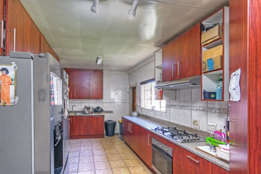 4 Bedroom Property for Sale in Erand Gardens Gauteng