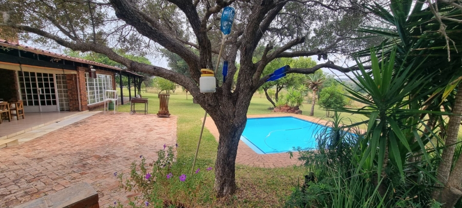 Commercial Property for Sale in Hartebeestfontein Gauteng