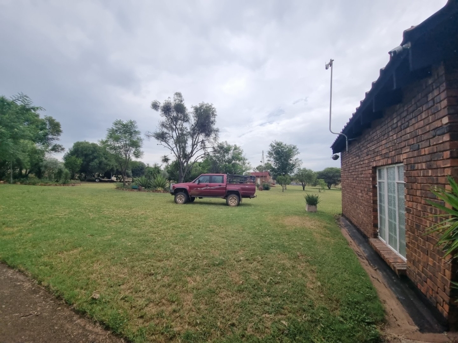 Commercial Property for Sale in Hartebeestfontein Gauteng