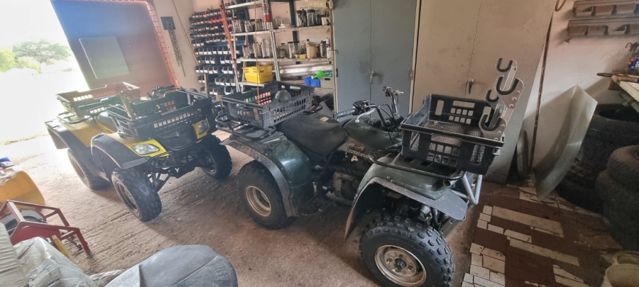 Commercial Property for Sale in Hartebeestfontein Gauteng