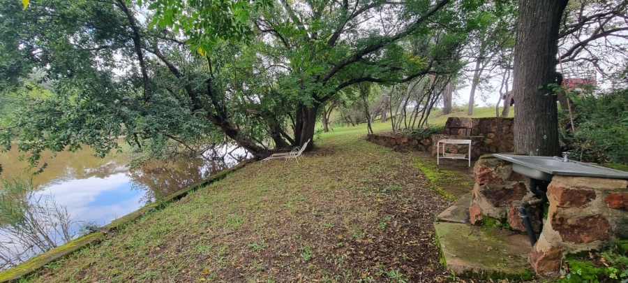 Commercial Property for Sale in Hartebeestfontein Gauteng