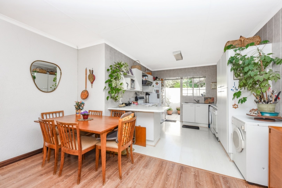 2 Bedroom Property for Sale in Magaliessig Gauteng