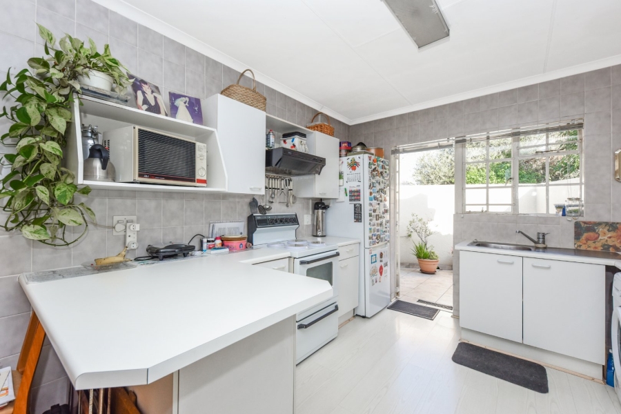 2 Bedroom Property for Sale in Magaliessig Gauteng