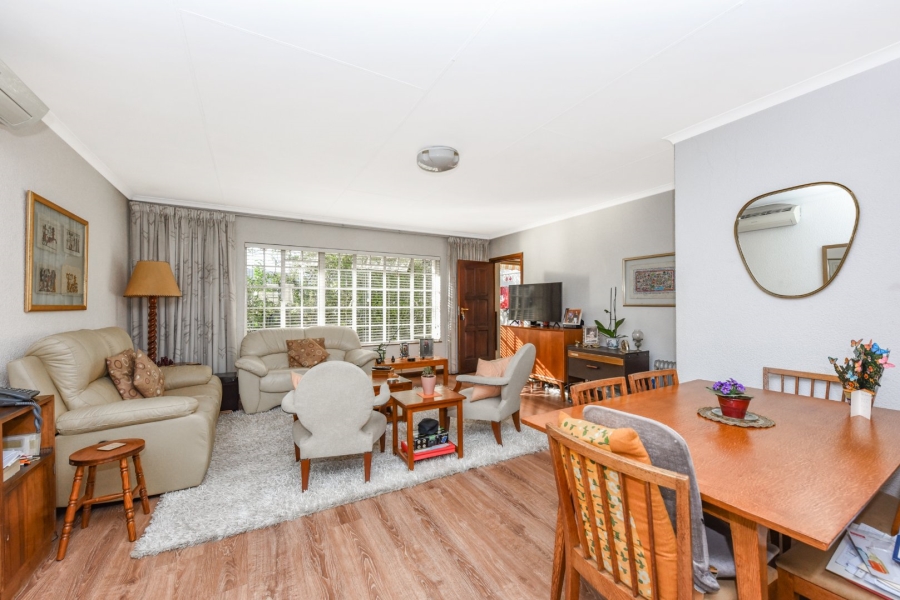 2 Bedroom Property for Sale in Magaliessig Gauteng