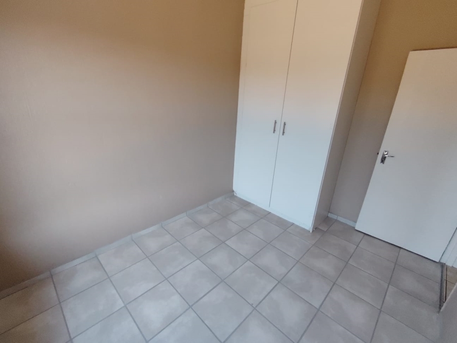 3 Bedroom Property for Sale in Heuwelsig Estate Gauteng