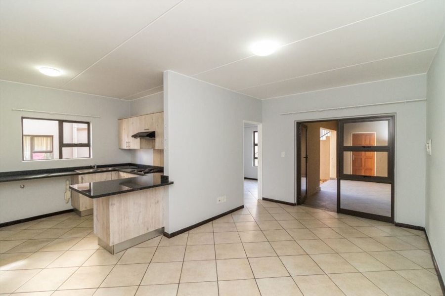 2 Bedroom Property for Sale in Norton Park Gauteng