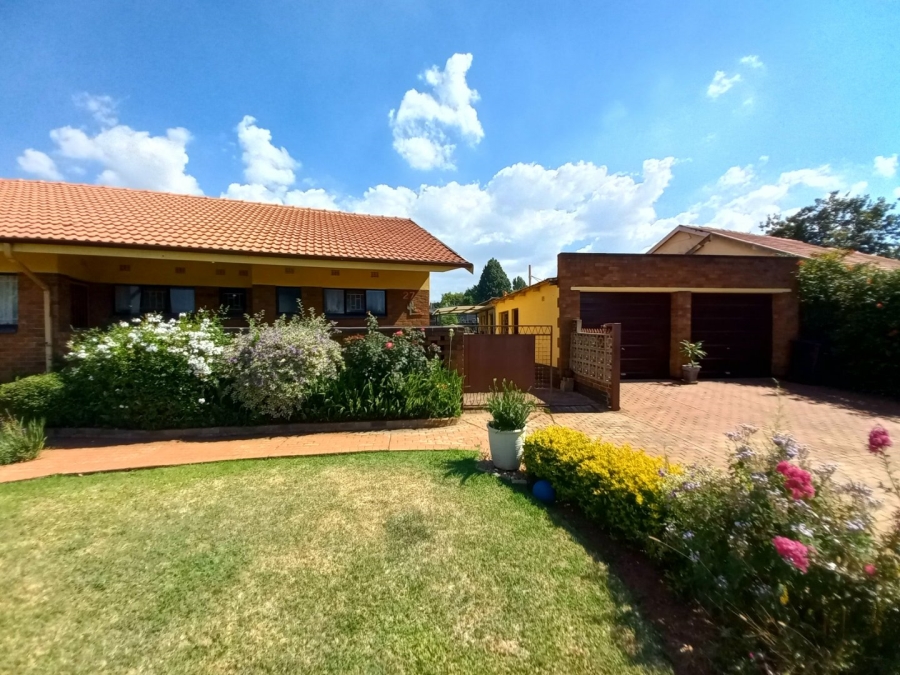 3 Bedroom Property for Sale in Marlands Gauteng