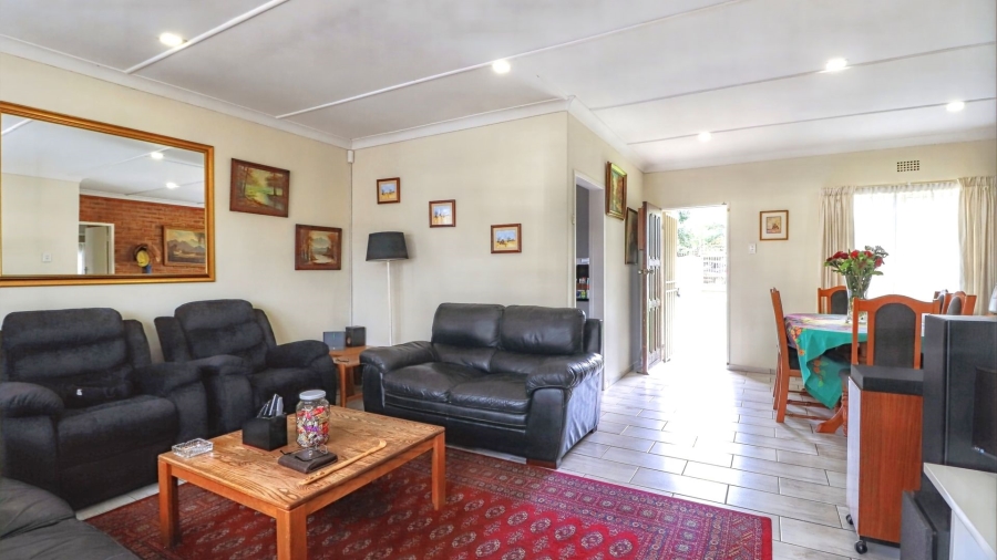 3 Bedroom Property for Sale in Edenvale Central Gauteng