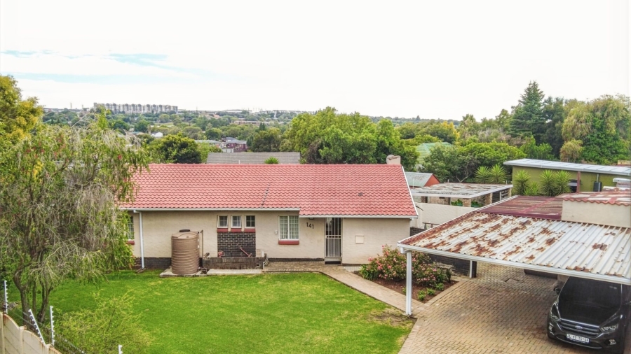 3 Bedroom Property for Sale in Edenvale Central Gauteng