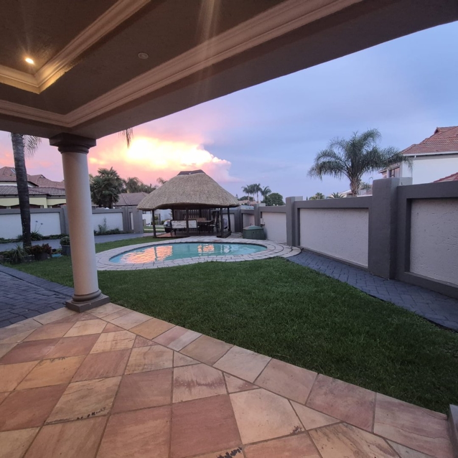 5 Bedroom Property for Sale in Ruimsig Gauteng
