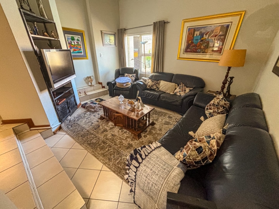 3 Bedroom Property for Sale in Bassonia Gauteng