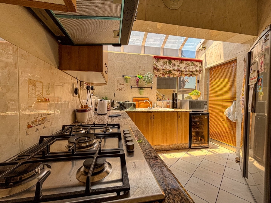 3 Bedroom Property for Sale in Bassonia Gauteng