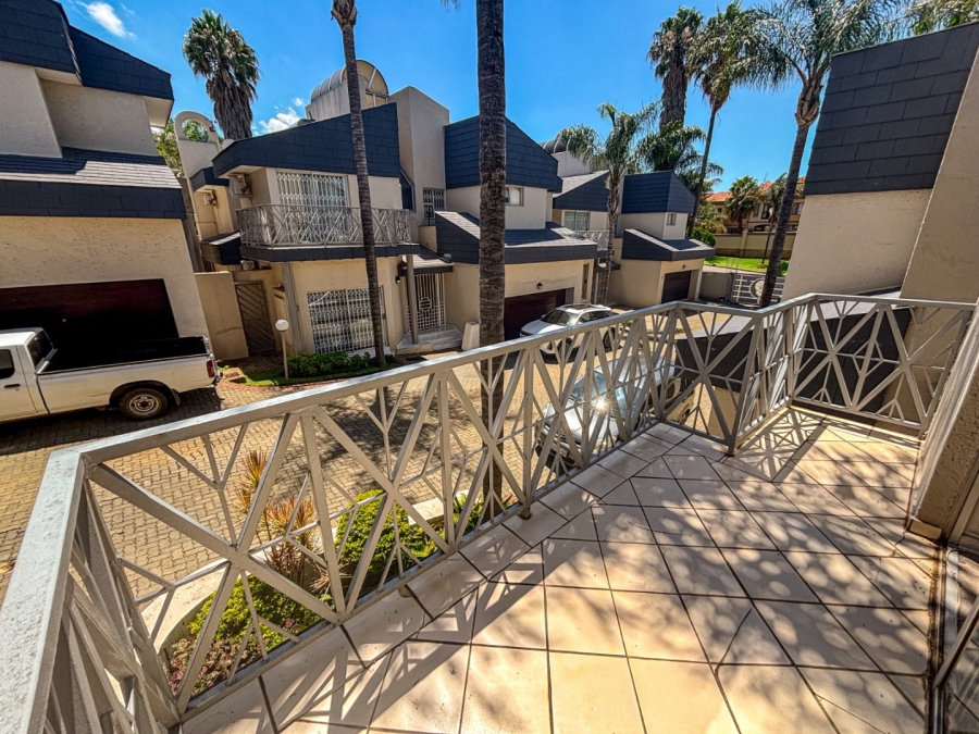 3 Bedroom Property for Sale in Bassonia Gauteng