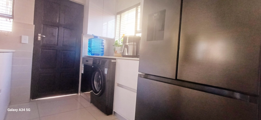 4 Bedroom Property for Sale in Bassonia Rock Gauteng