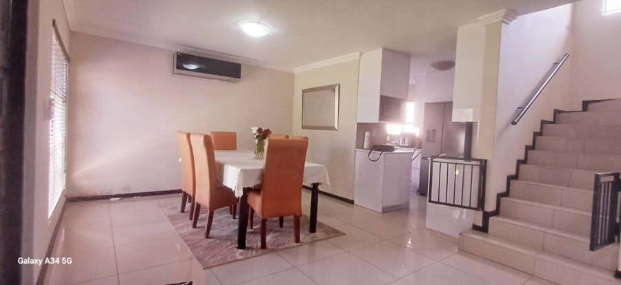 4 Bedroom Property for Sale in Bassonia Rock Gauteng