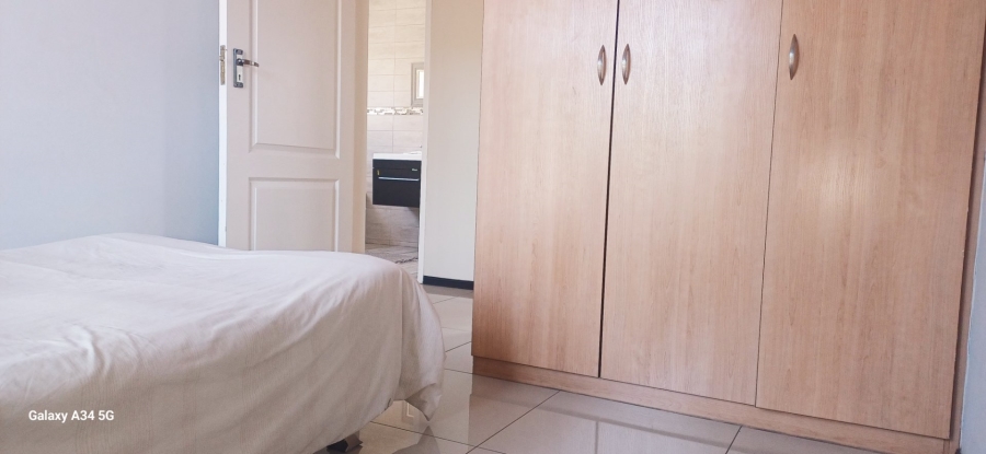 4 Bedroom Property for Sale in Bassonia Rock Gauteng