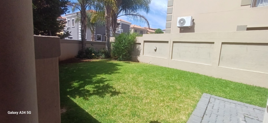 4 Bedroom Property for Sale in Bassonia Rock Gauteng