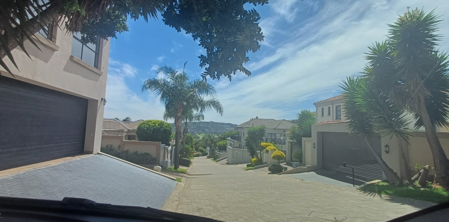 4 Bedroom Property for Sale in Bassonia Rock Gauteng