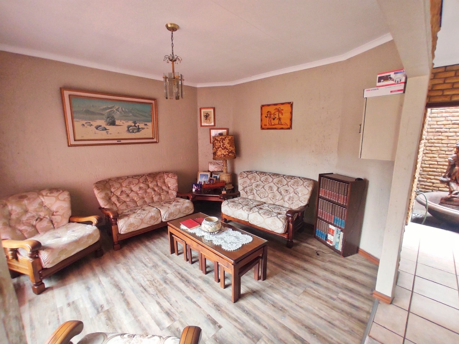 3 Bedroom Property for Sale in Vanderbijlpark SE 4 Gauteng