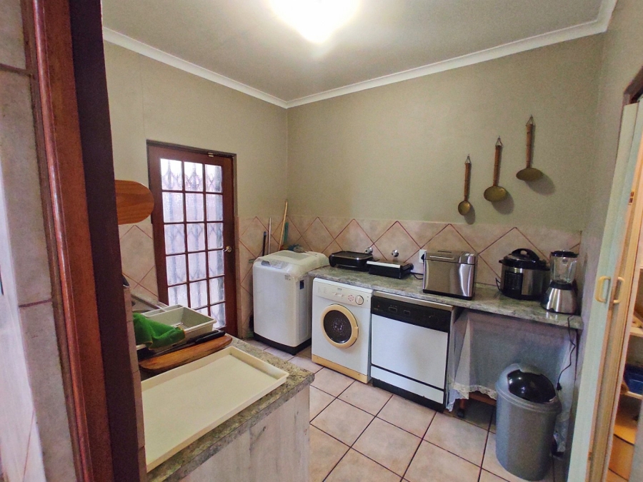 3 Bedroom Property for Sale in Vanderbijlpark SE 4 Gauteng