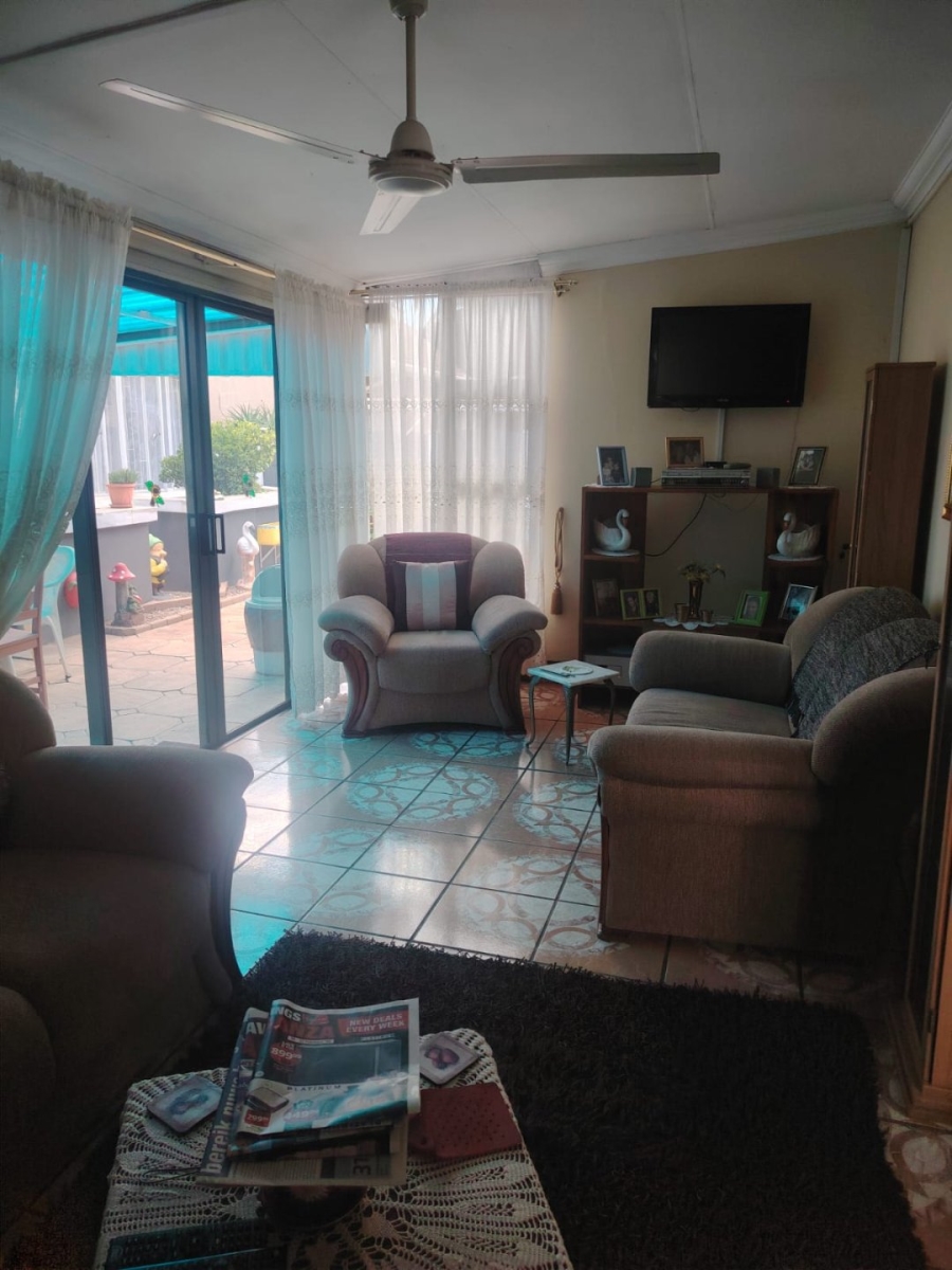 3 Bedroom Property for Sale in Vanderbijlpark SE 2 Gauteng