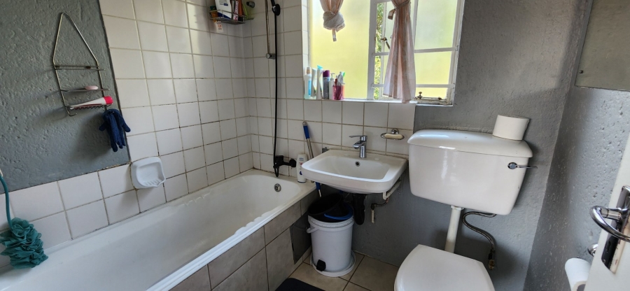 2 Bedroom Property for Sale in Eden Glen Gauteng