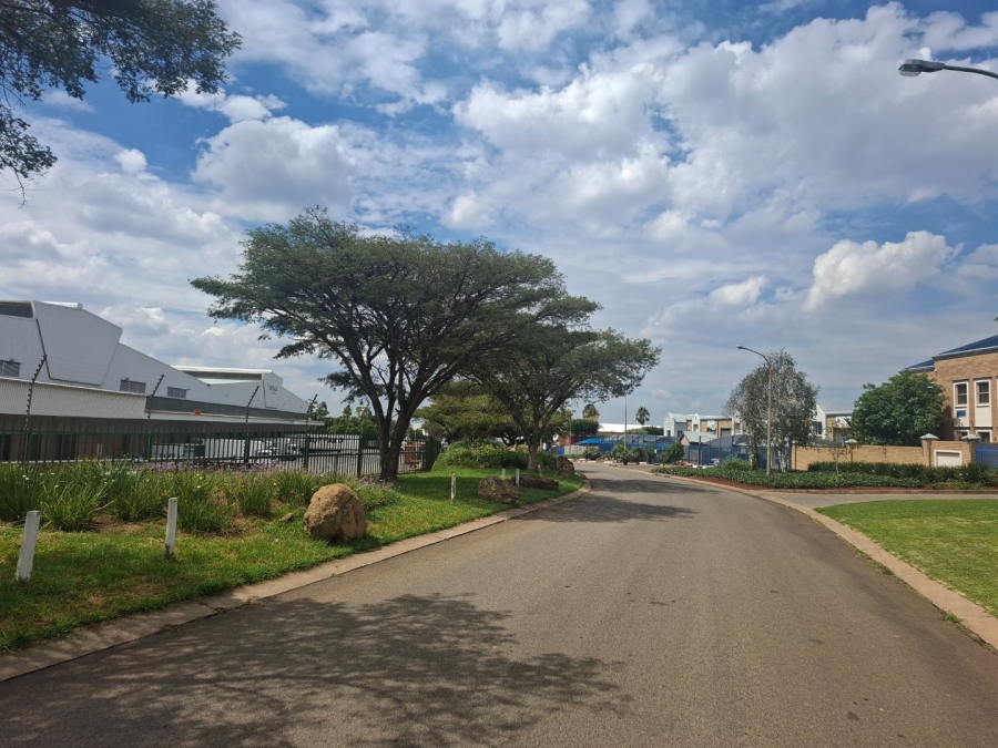 Commercial Property for Sale in Spartan Gauteng