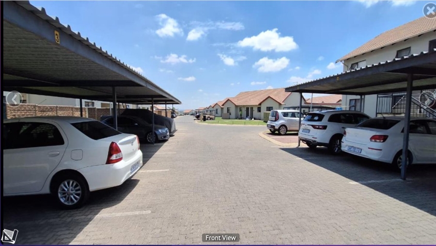 2 Bedroom Property for Sale in Parkrand Gauteng