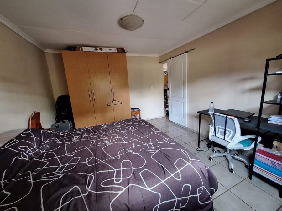 To Let 2 Bedroom Property for Rent in Beckedan Gauteng