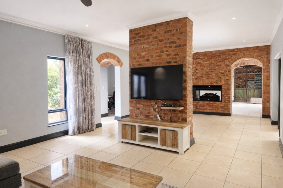 4 Bedroom Property for Sale in Sunward Park Gauteng