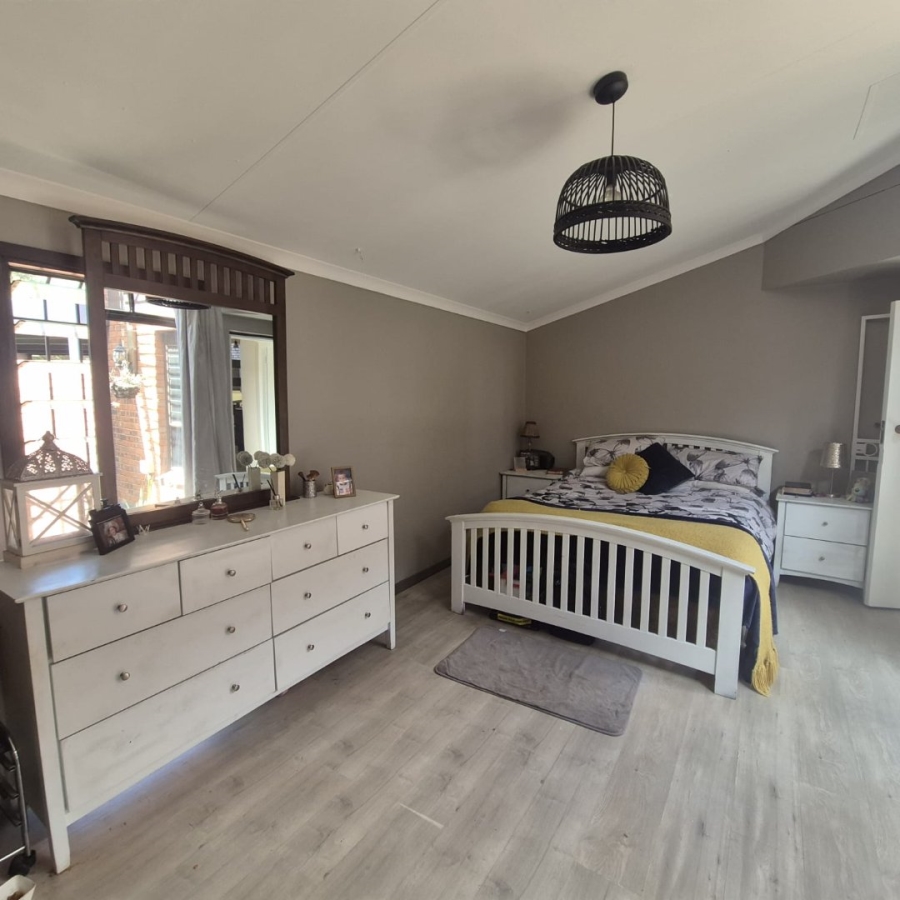 3 Bedroom Property for Sale in Mindalore Gauteng