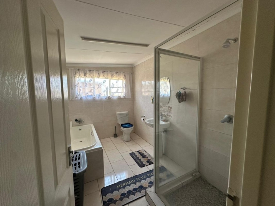 3 Bedroom Property for Sale in Klopperpark Gauteng