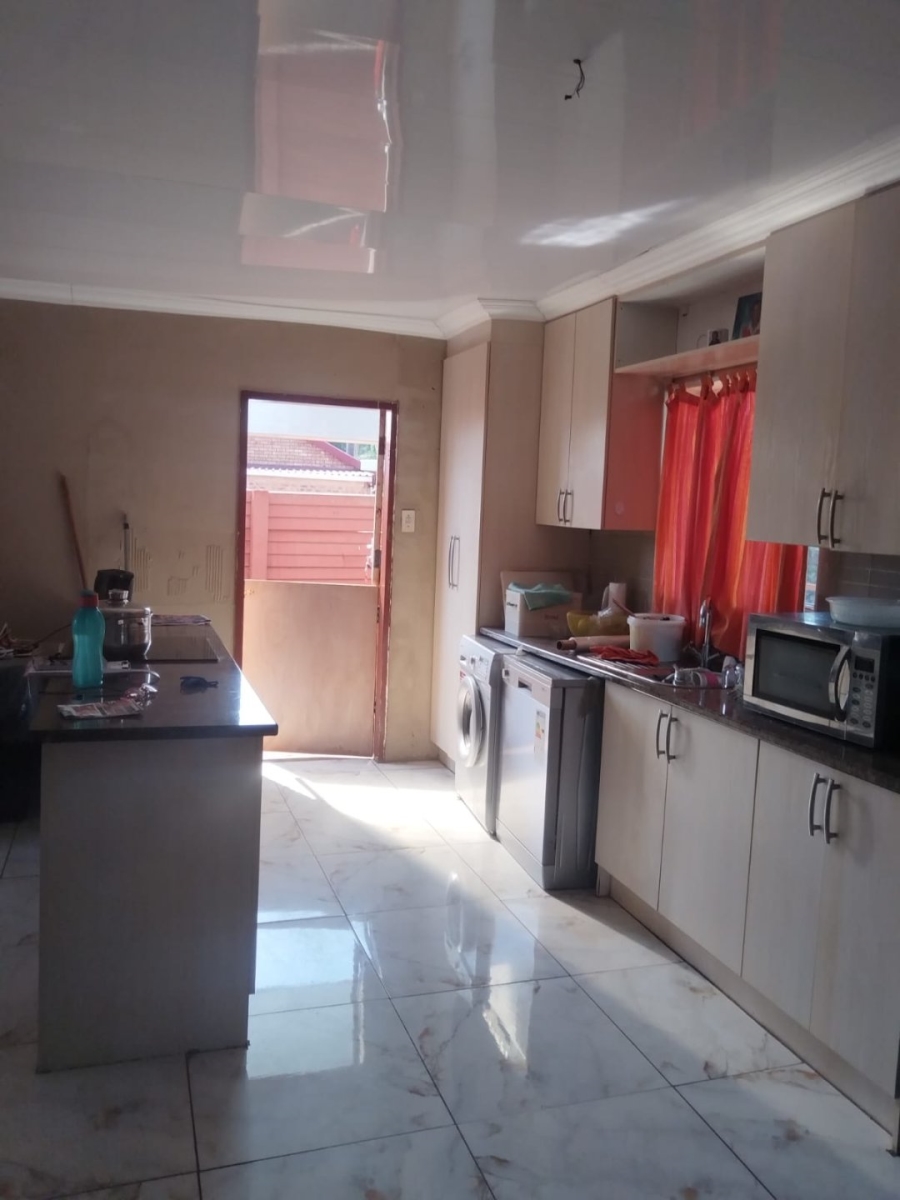 3 Bedroom Property for Sale in Hesteapark Gauteng