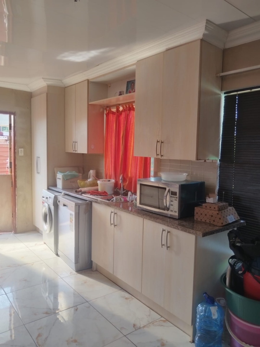 3 Bedroom Property for Sale in Hesteapark Gauteng