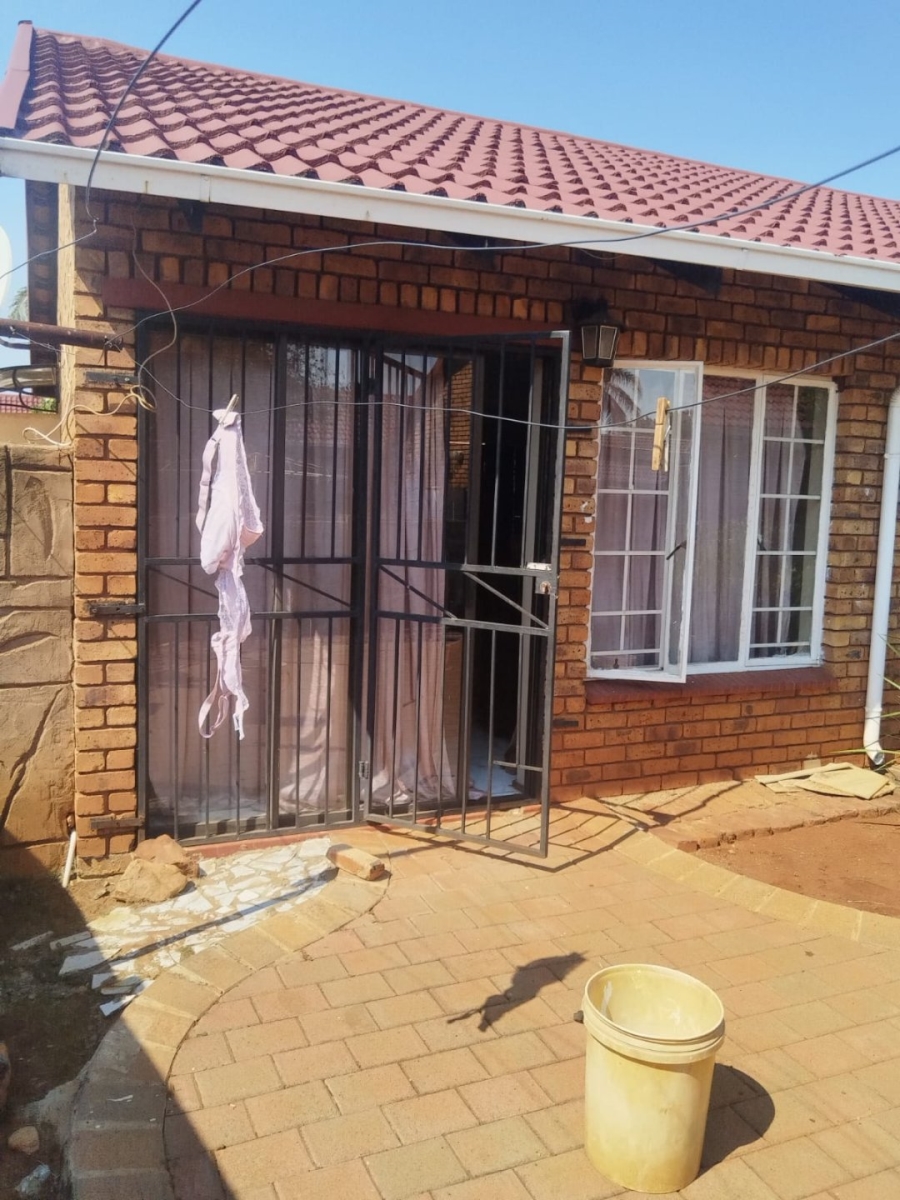 3 Bedroom Property for Sale in Hesteapark Gauteng
