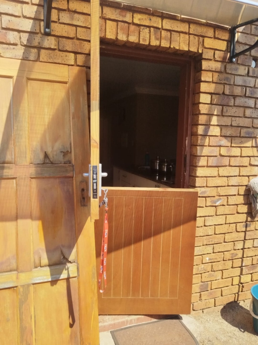3 Bedroom Property for Sale in Hesteapark Gauteng